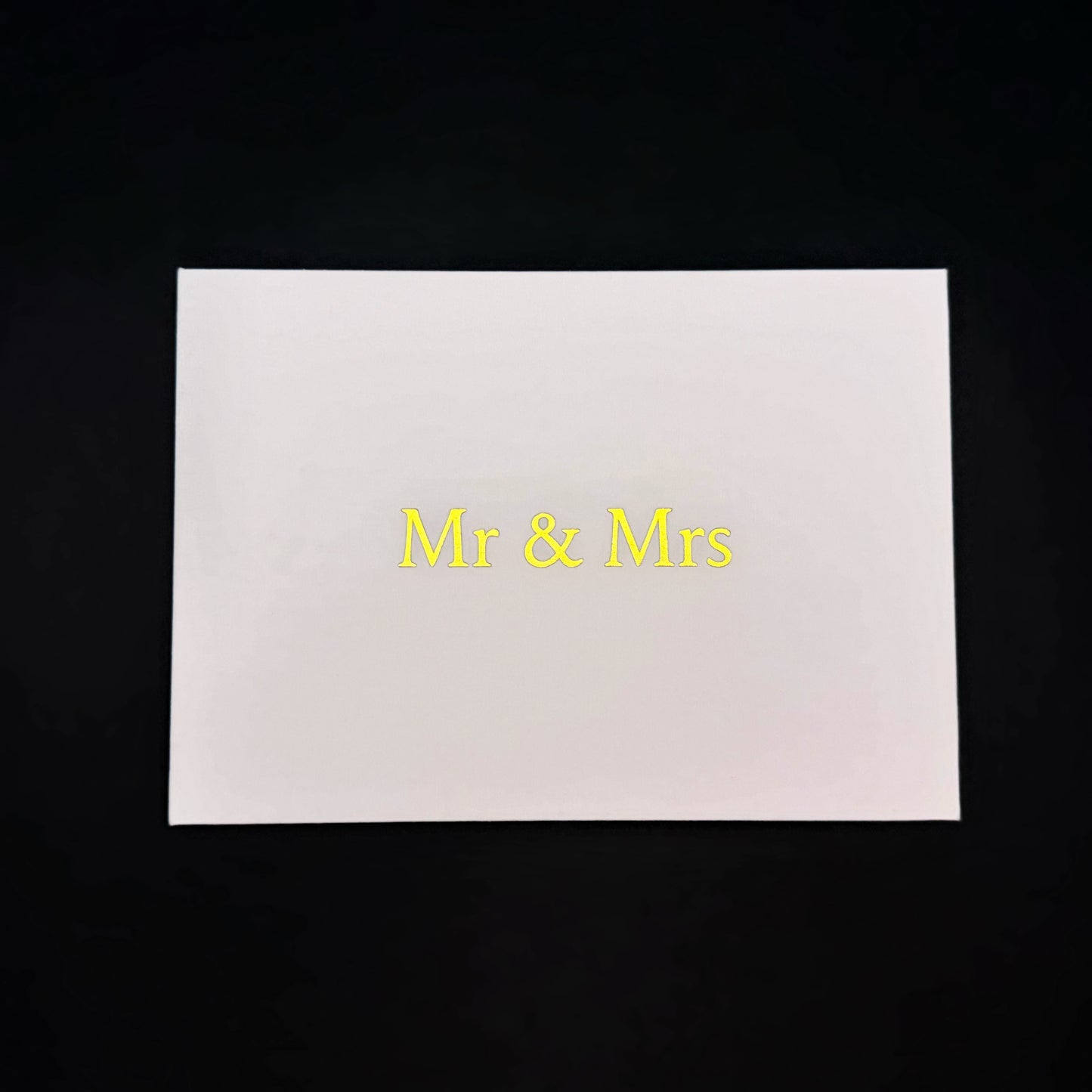 M.I.M Premium Video & Photo Book - "Mr & Mrs"